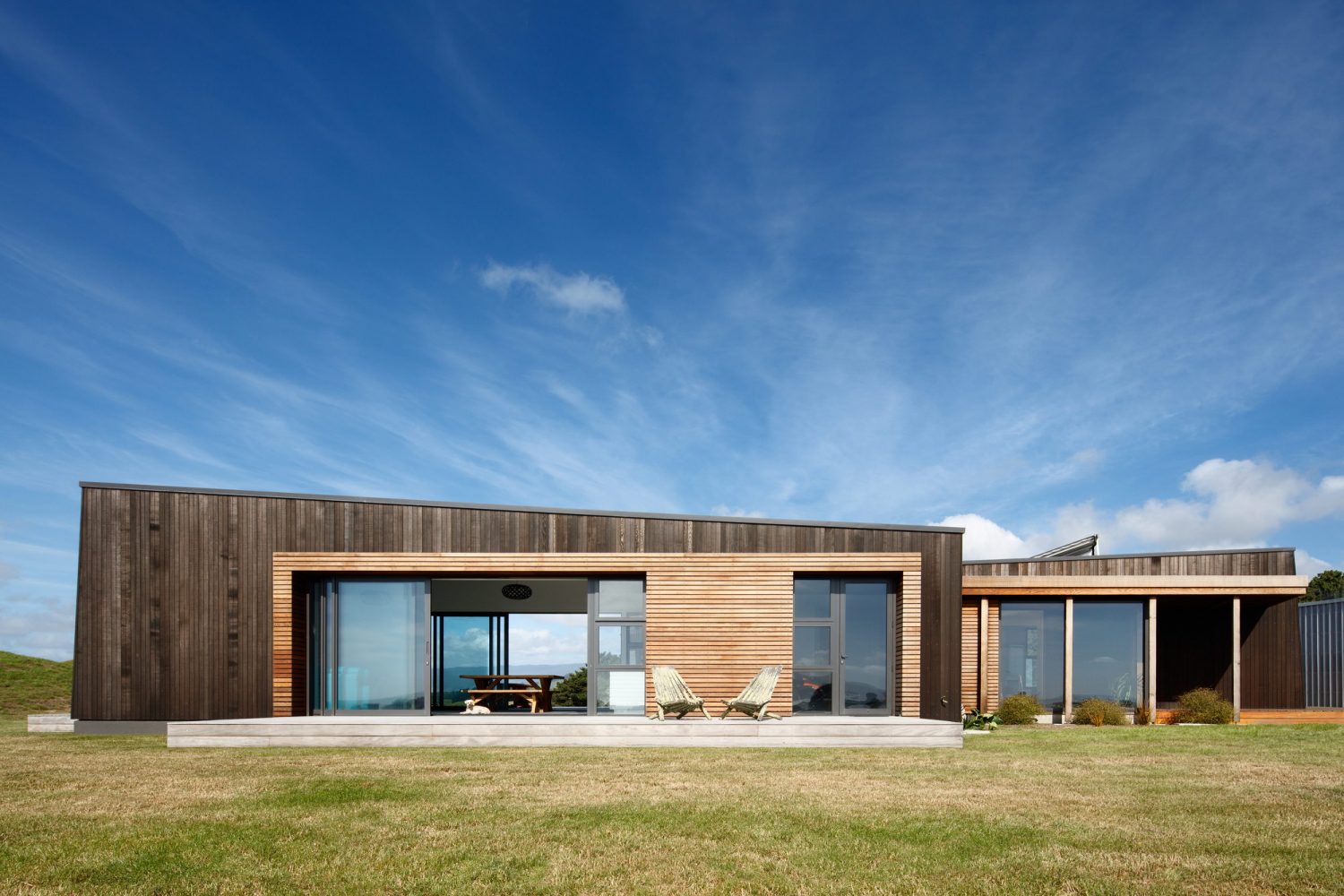 Peka Peka House I by Herriot Melhuish O’Neill Architects