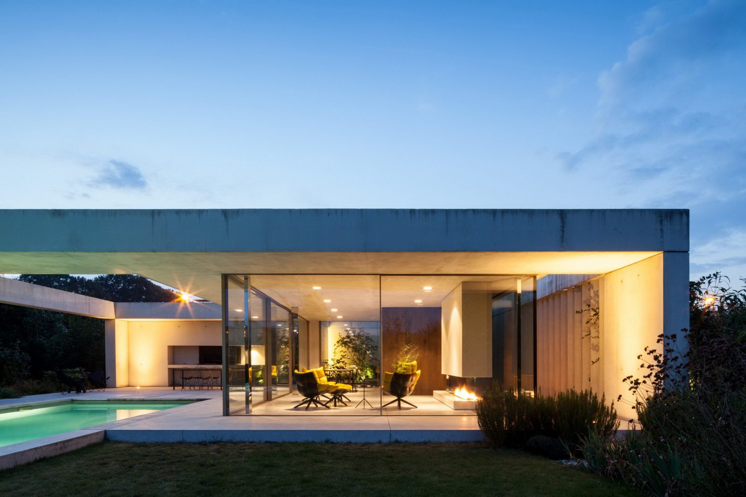 Poolhouse O by Steven Vandenborre Architects