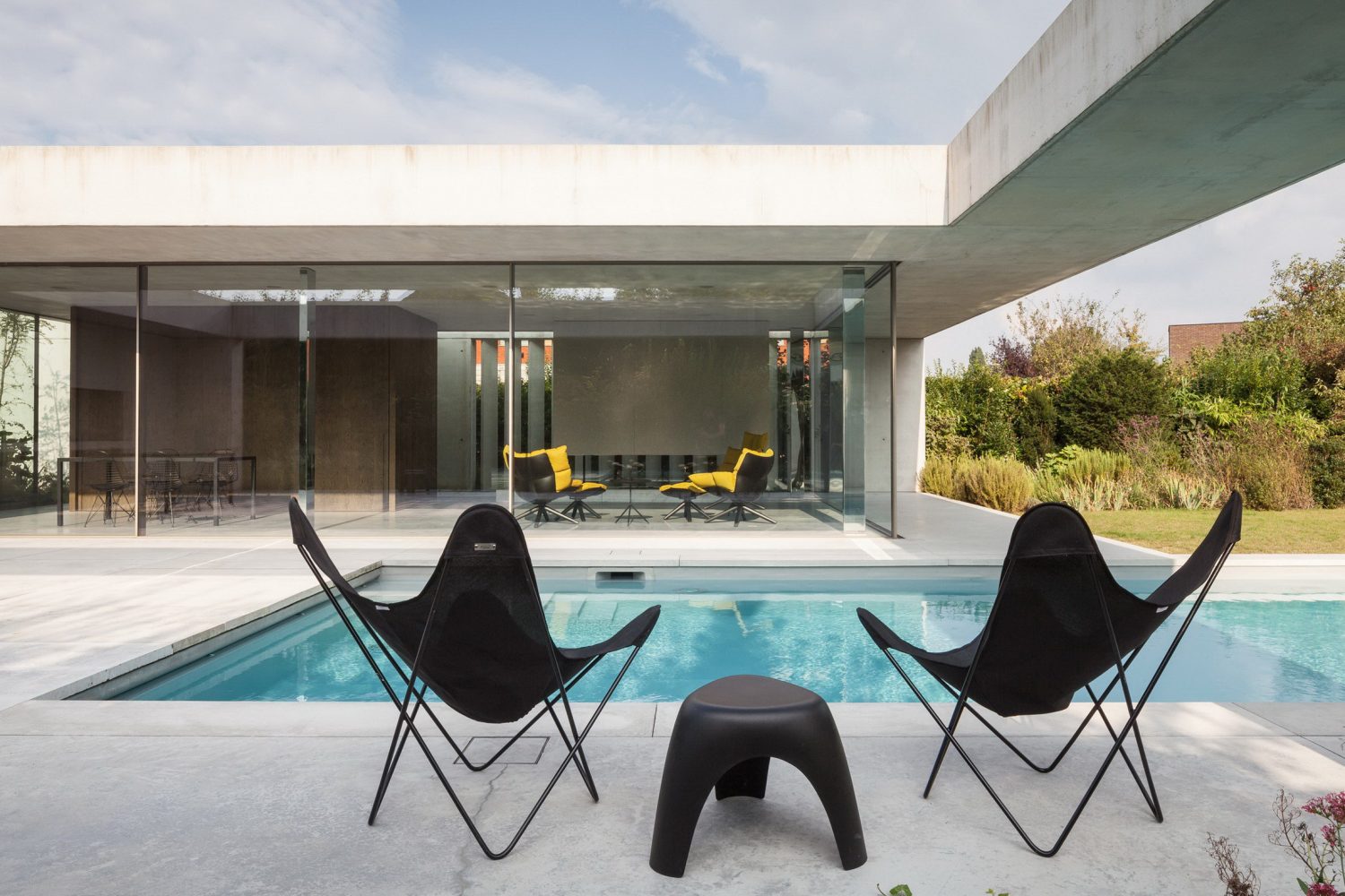 Poolhouse O by Steven Vandenborre Architects