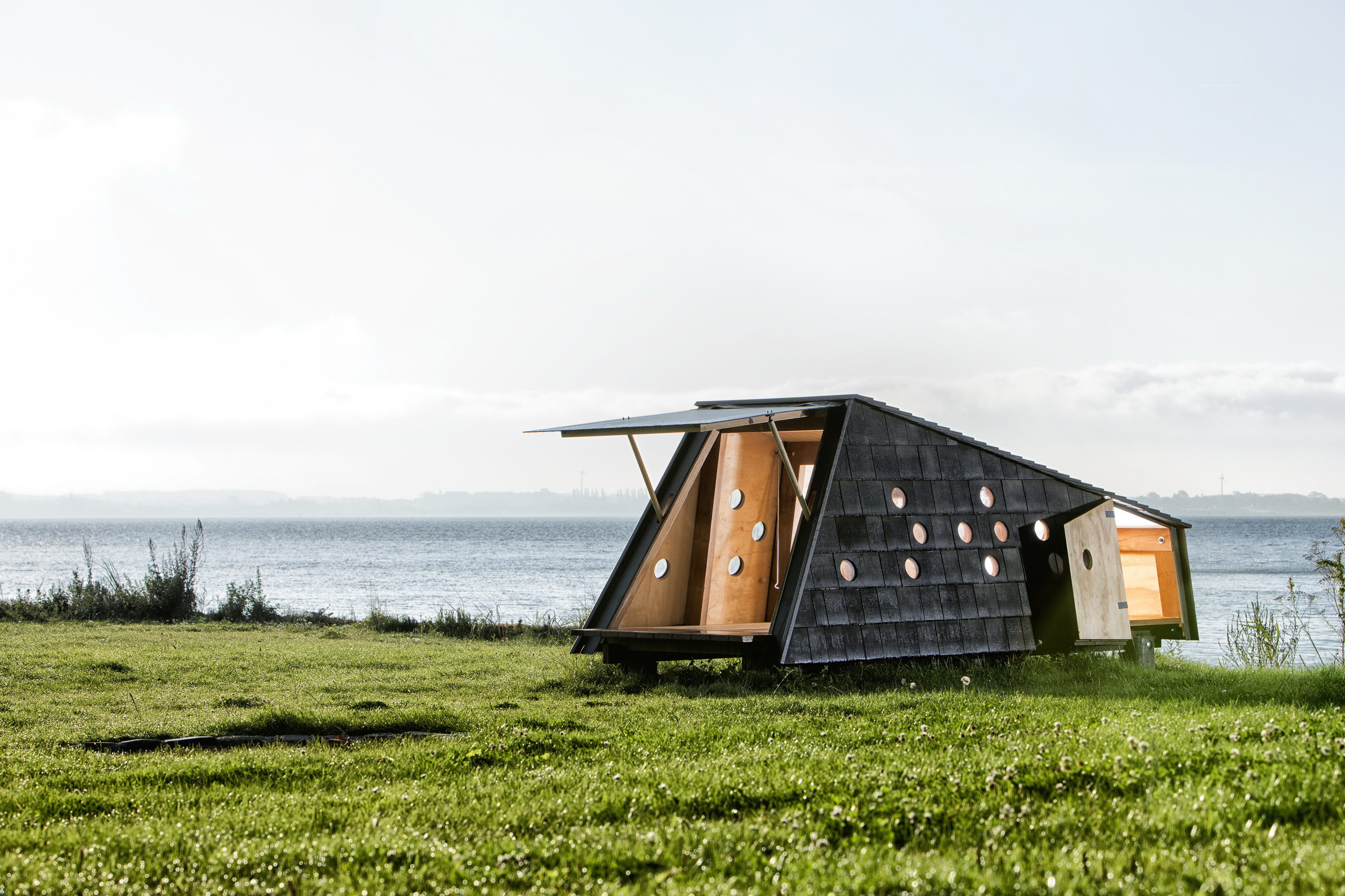 Shelters by the Sea by LUMO Architects