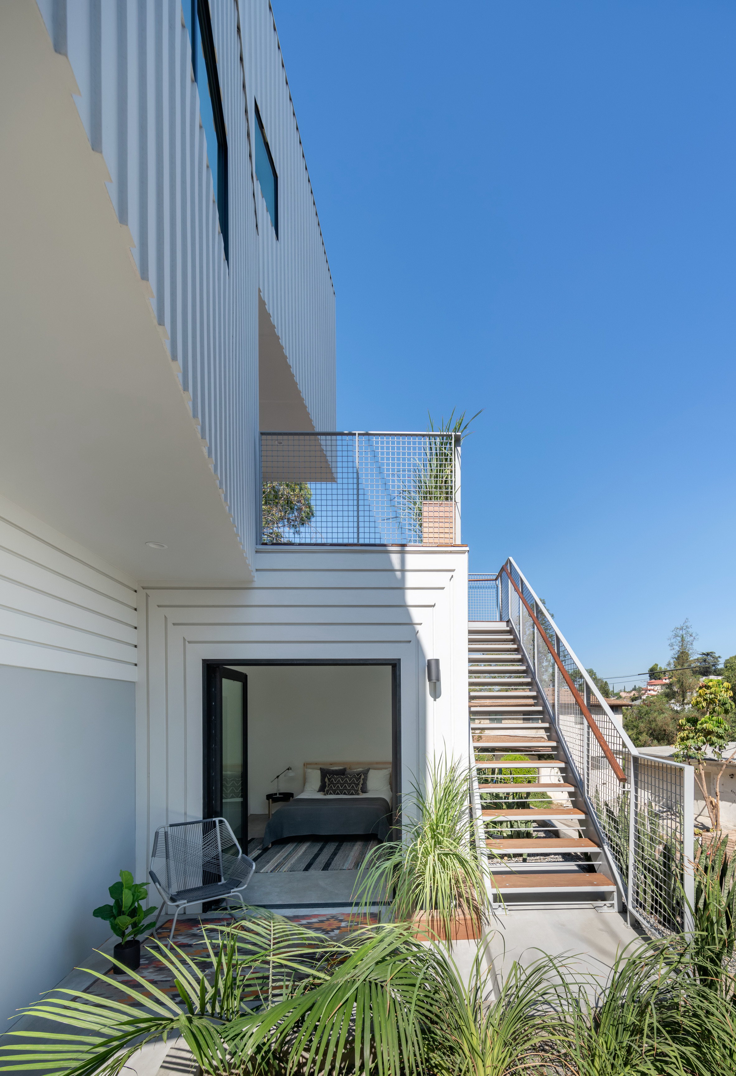 Stack House in Los Angeles by FreelandBuck