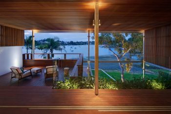 Tennyson Point Residence by CplusC | Wowow Home Magazine