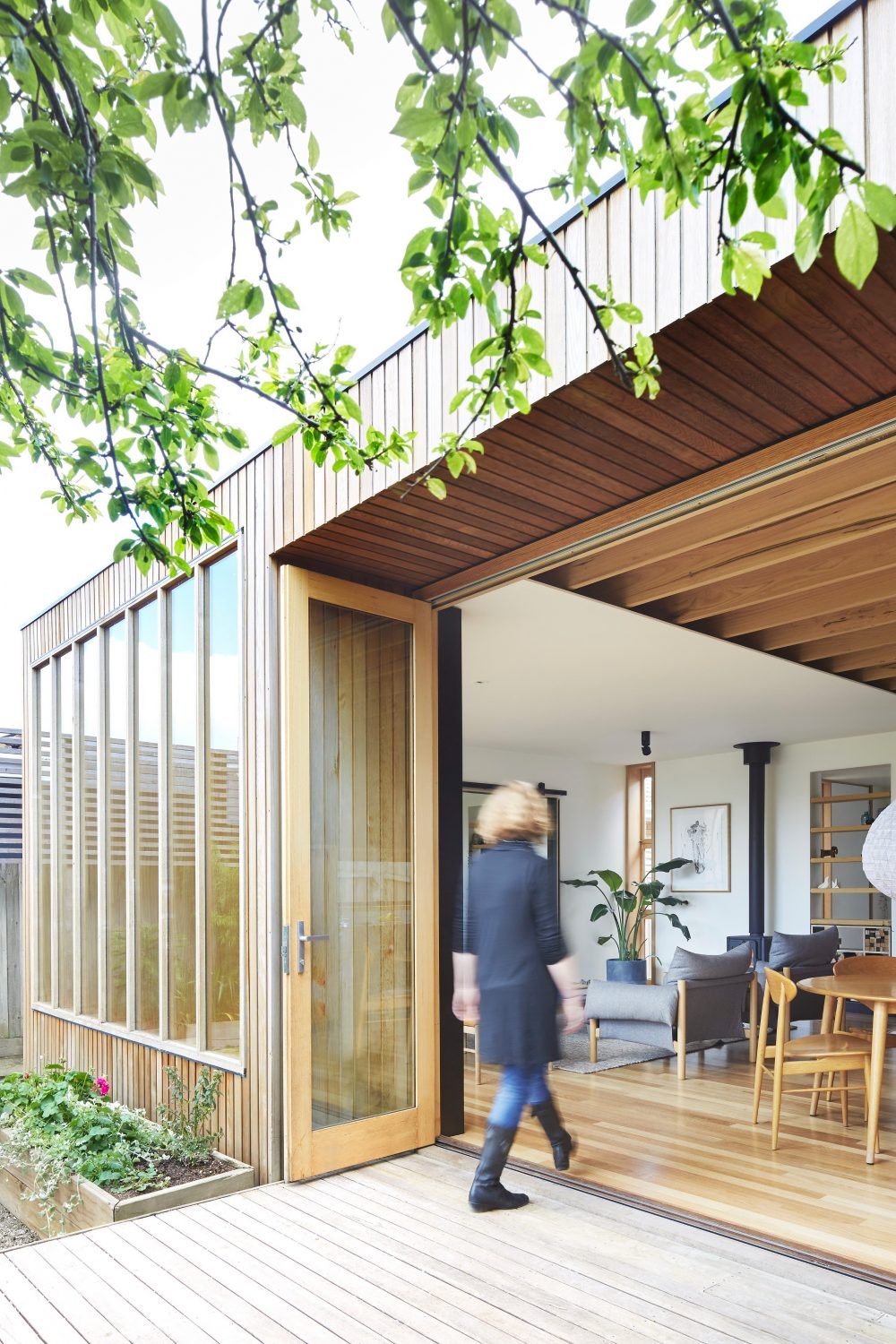 Wooden Box House by Moloney Architects