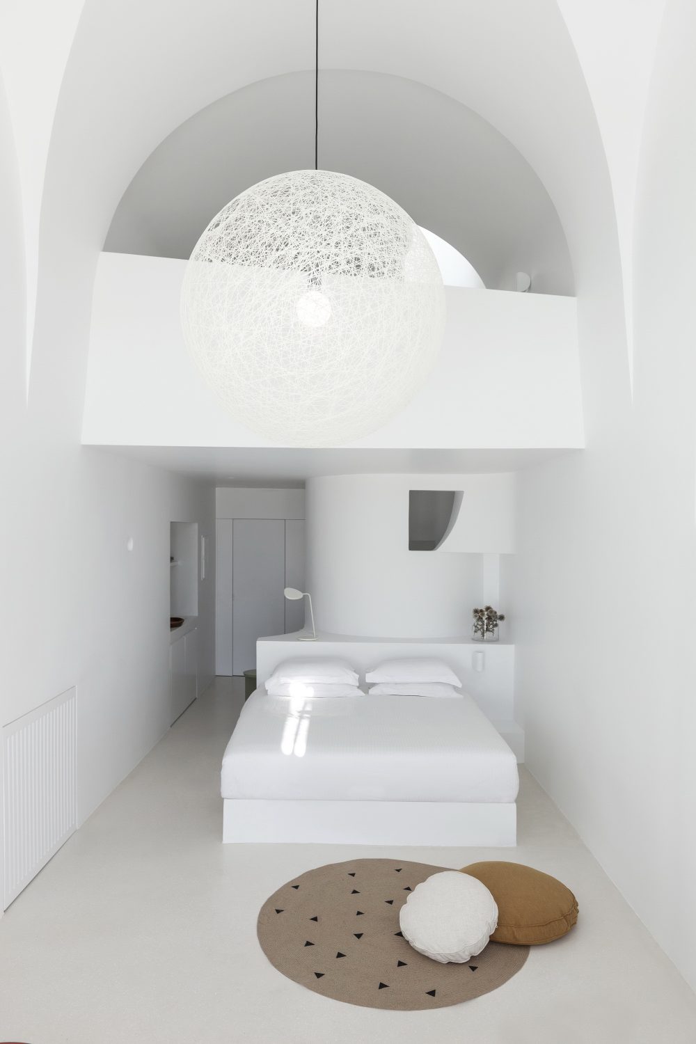 Summer Cave House in Santorini by Kapsimalis Architects