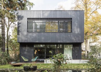A28 House | SEHW Architektur turned Industrial Building into Home