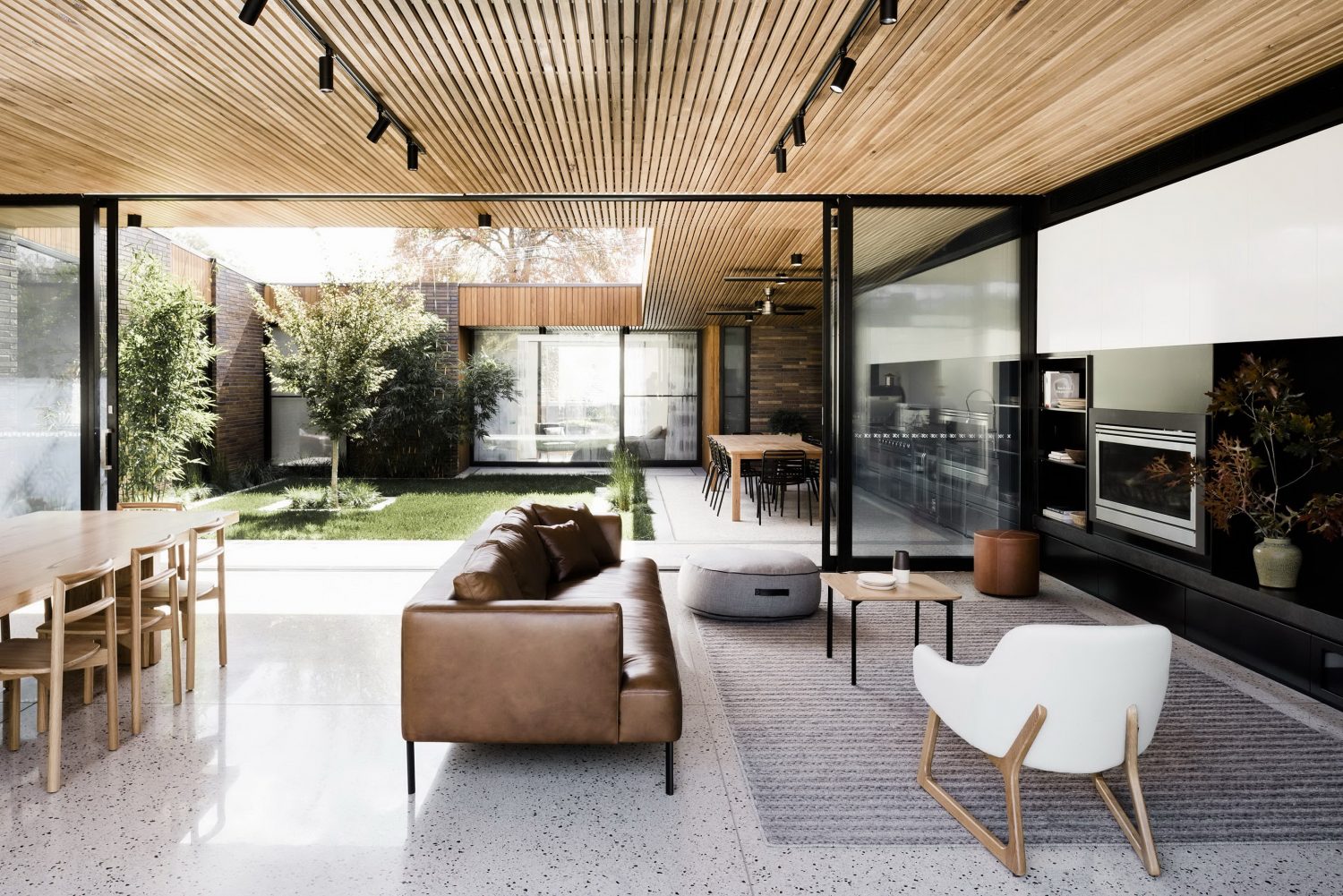 Courtyard House by FIGR Architecture & Design