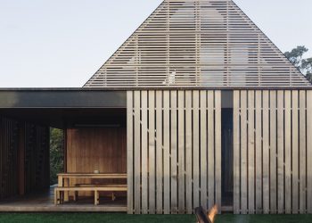 Forest House by Fearon Hay Architects
