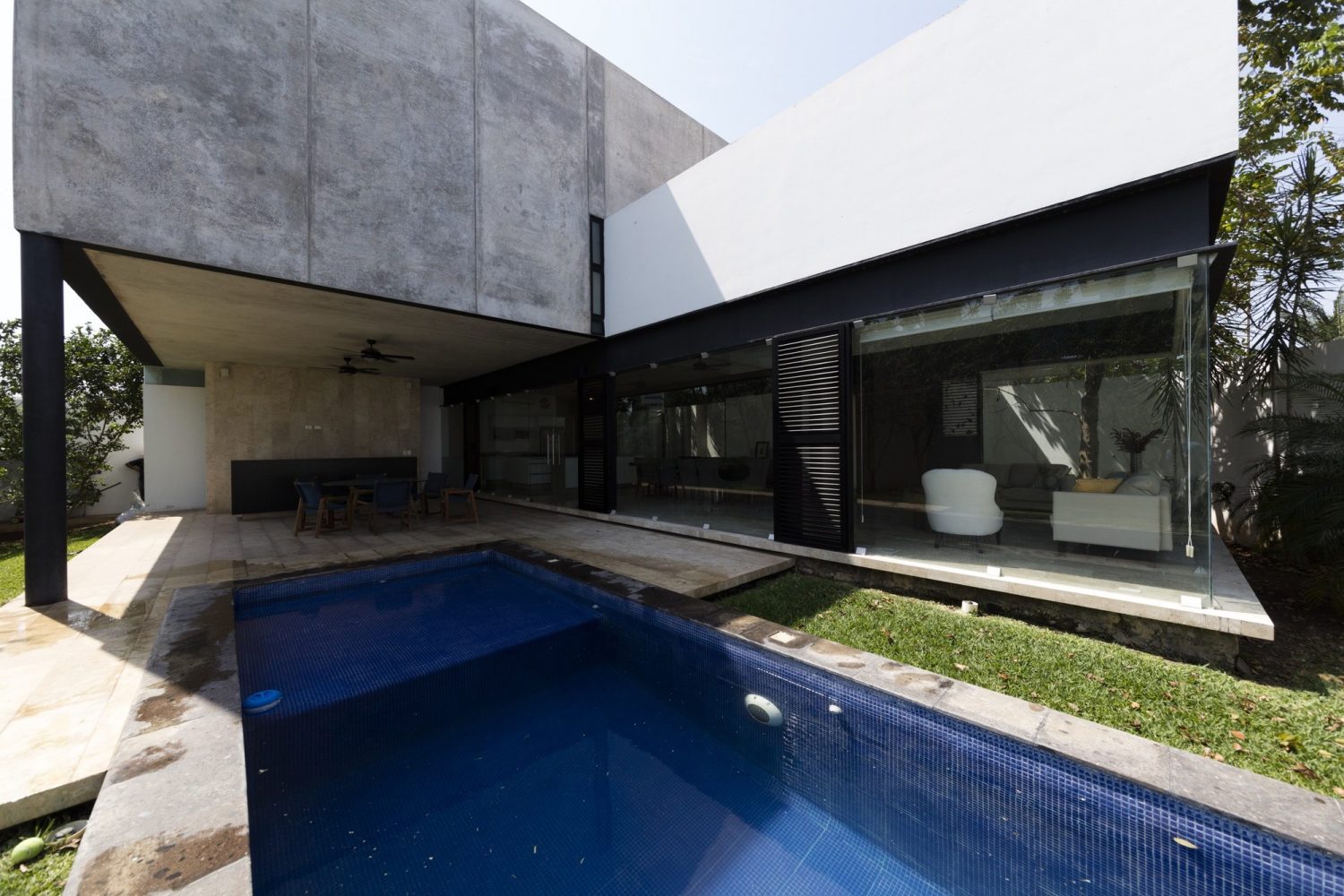 House ALTABRISA by Boyancé Arquitectos