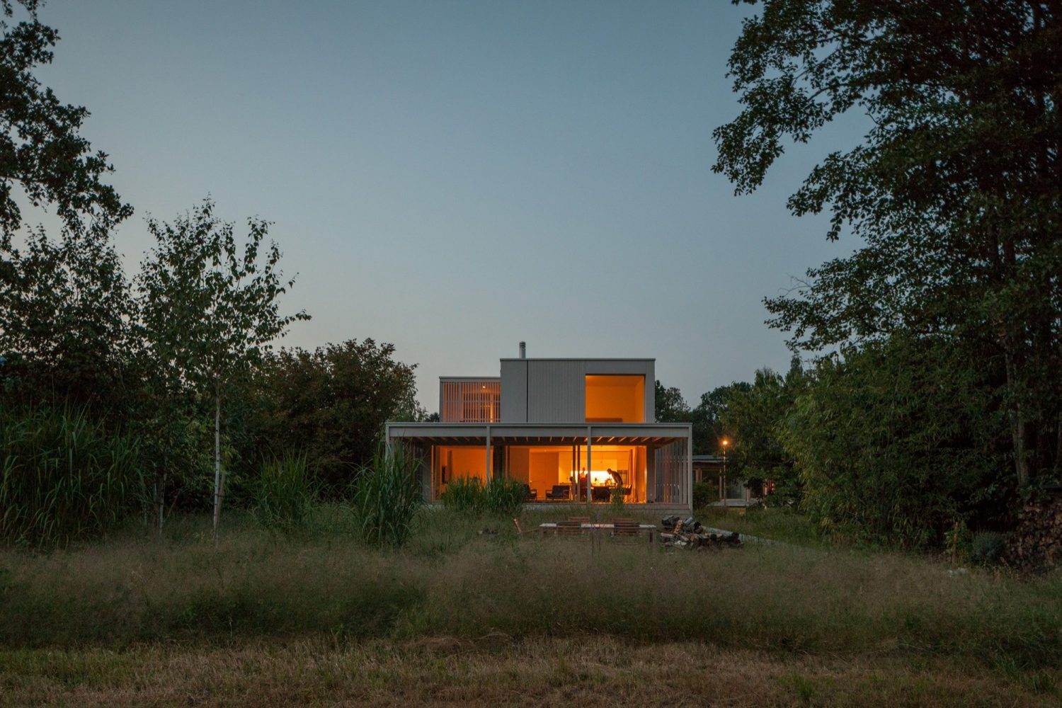 House at Lake Biel by Markus Schietsch Architekten