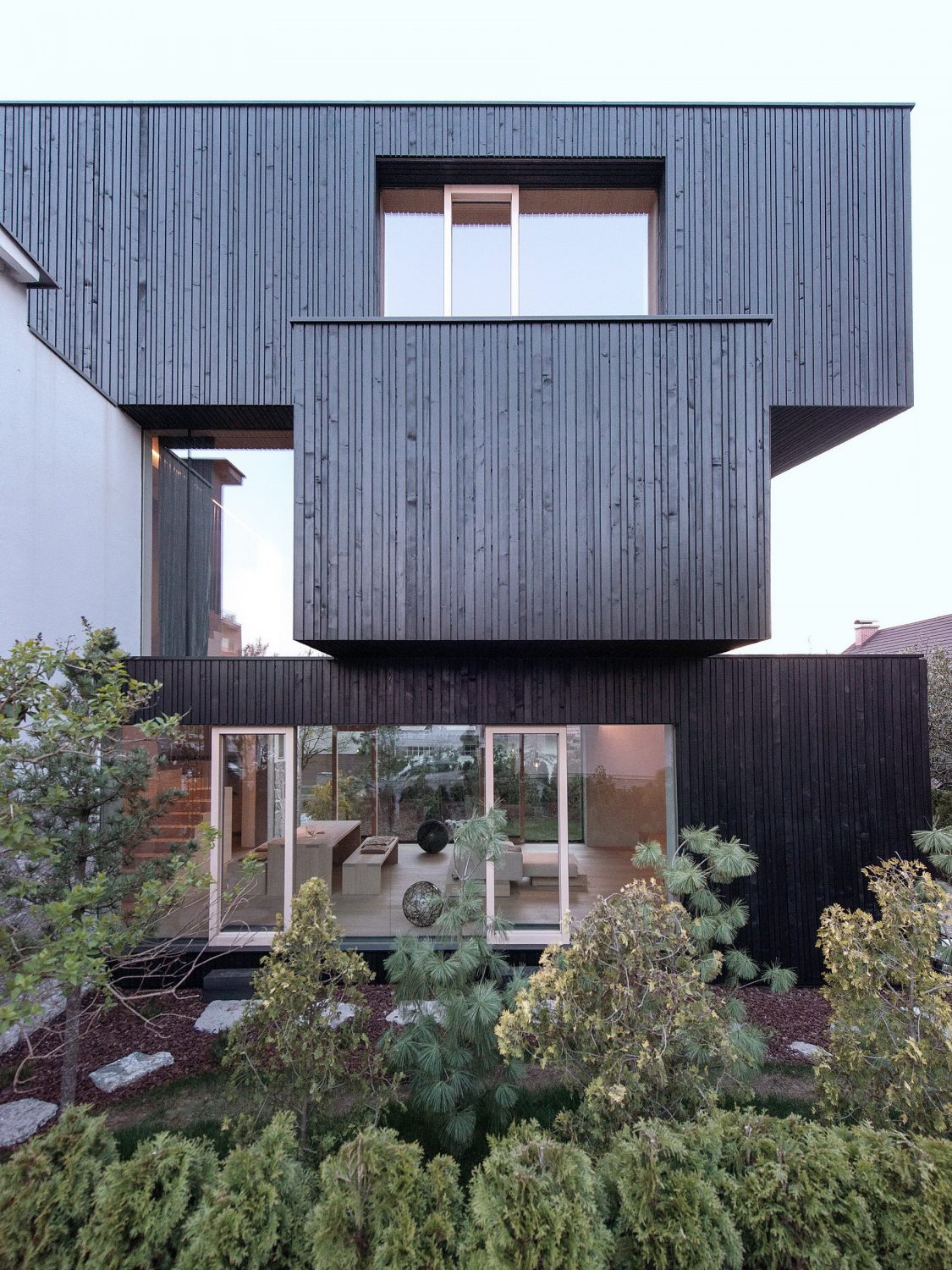Shoebox House by OFIS Architects