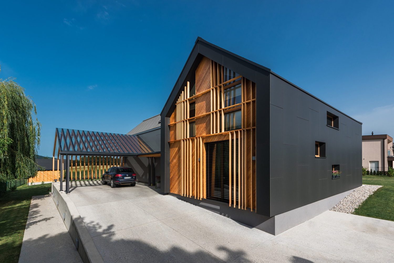 House XL by SoNo Arhitekti
