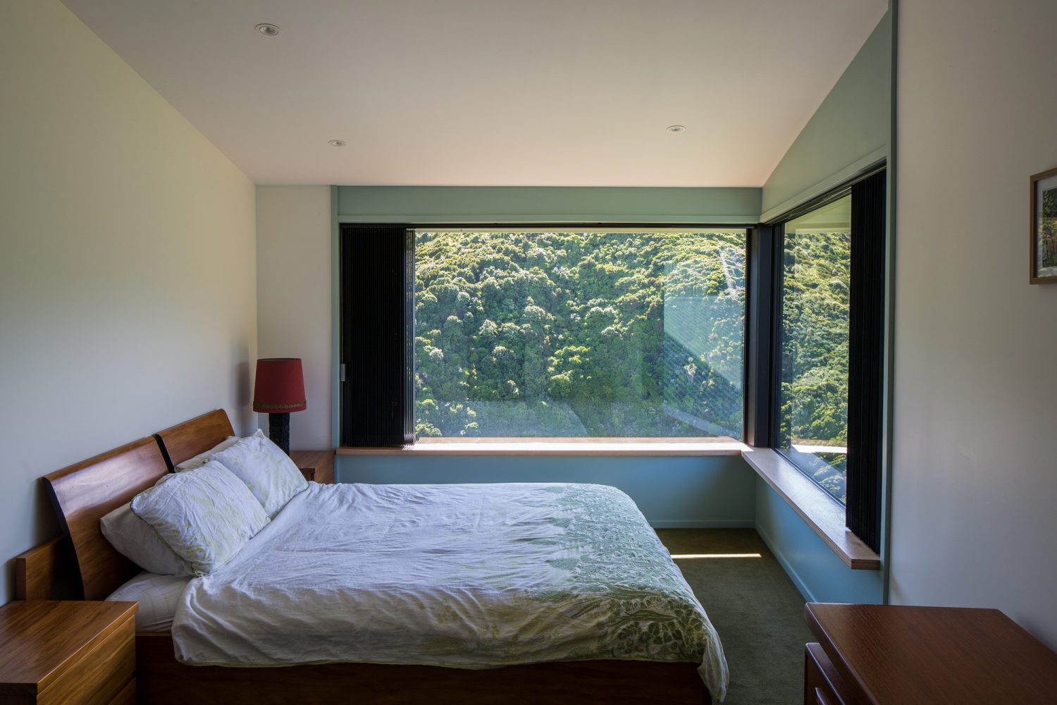 Korokoro Bush House by Parsonson Architects