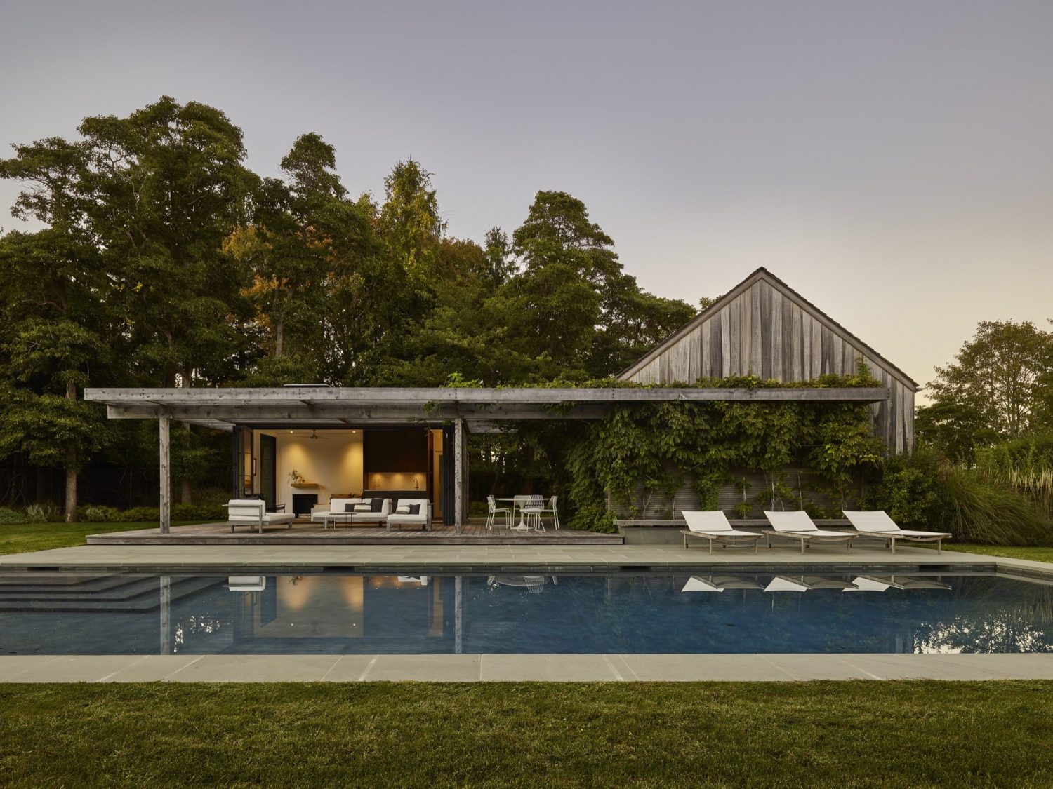 Pool House by Robert Young Architects