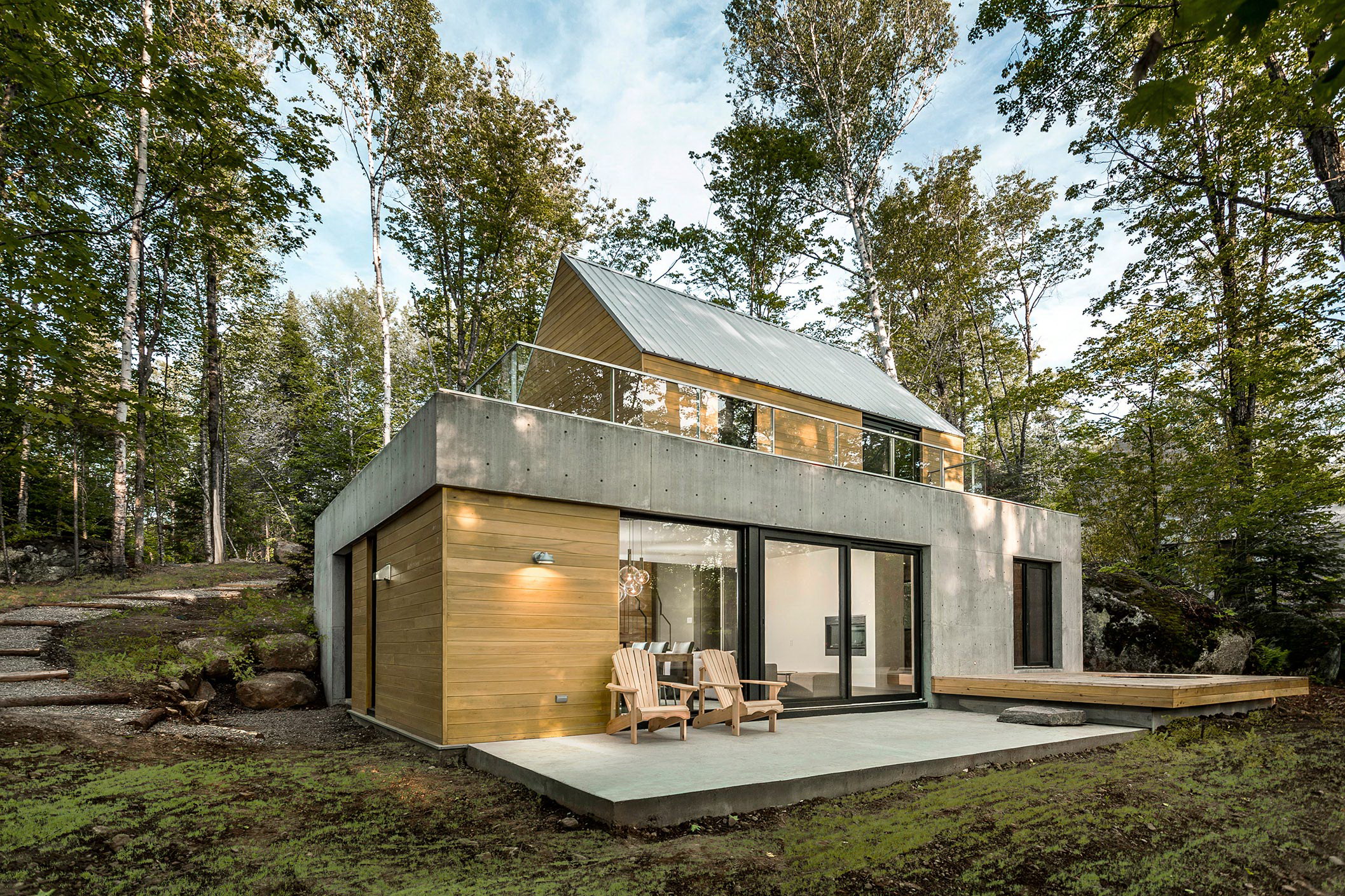 Spahaus | Cabin-Inspired Home by YH2
