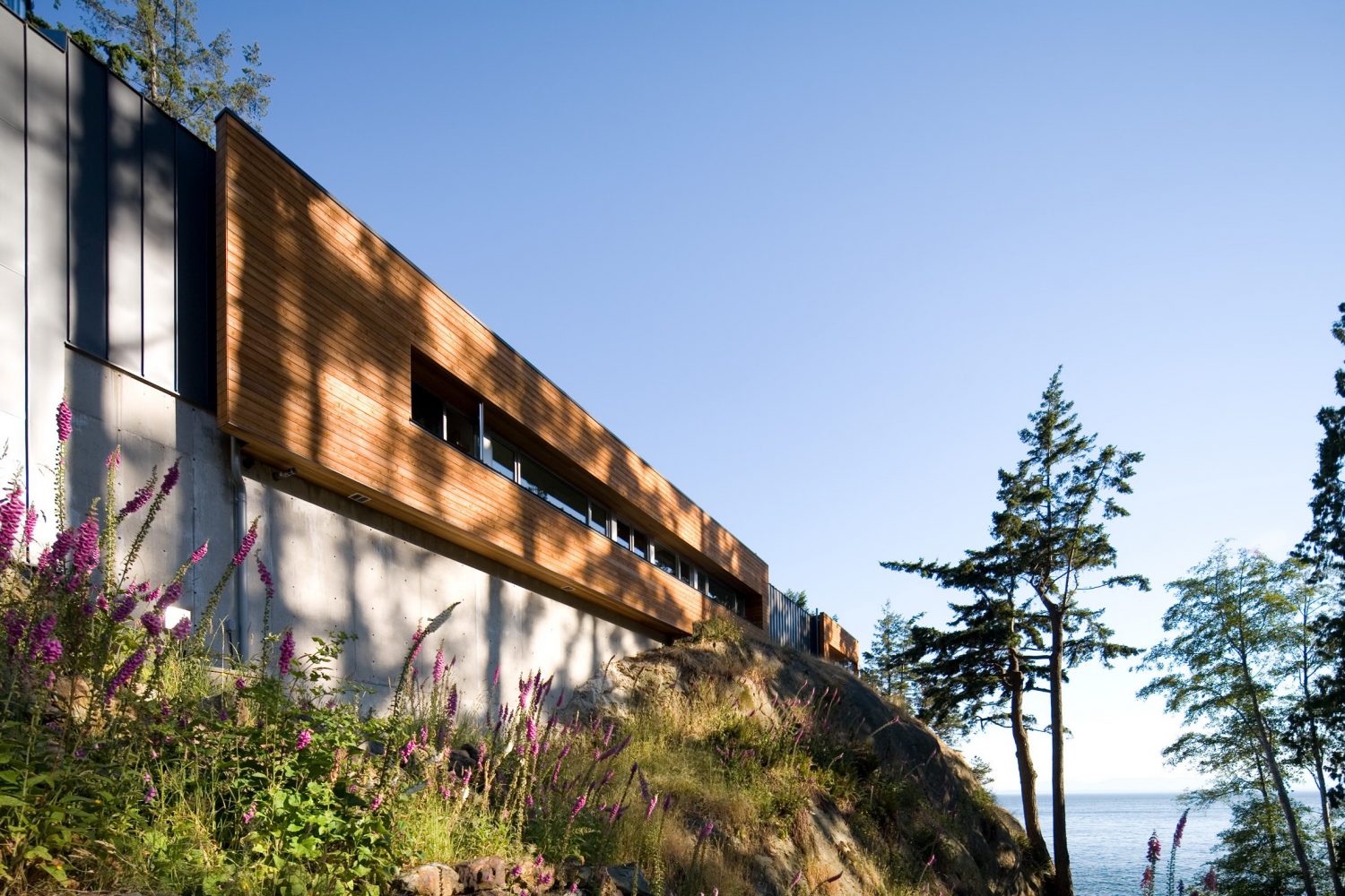 Bowen Island House by Burgers Architecture