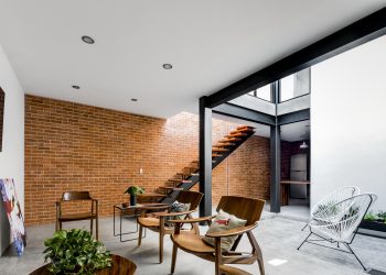 Forasté House by TALLER 1+1