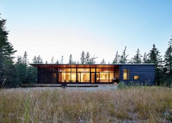 Lockeport Beach House by Nova Tayona Architects