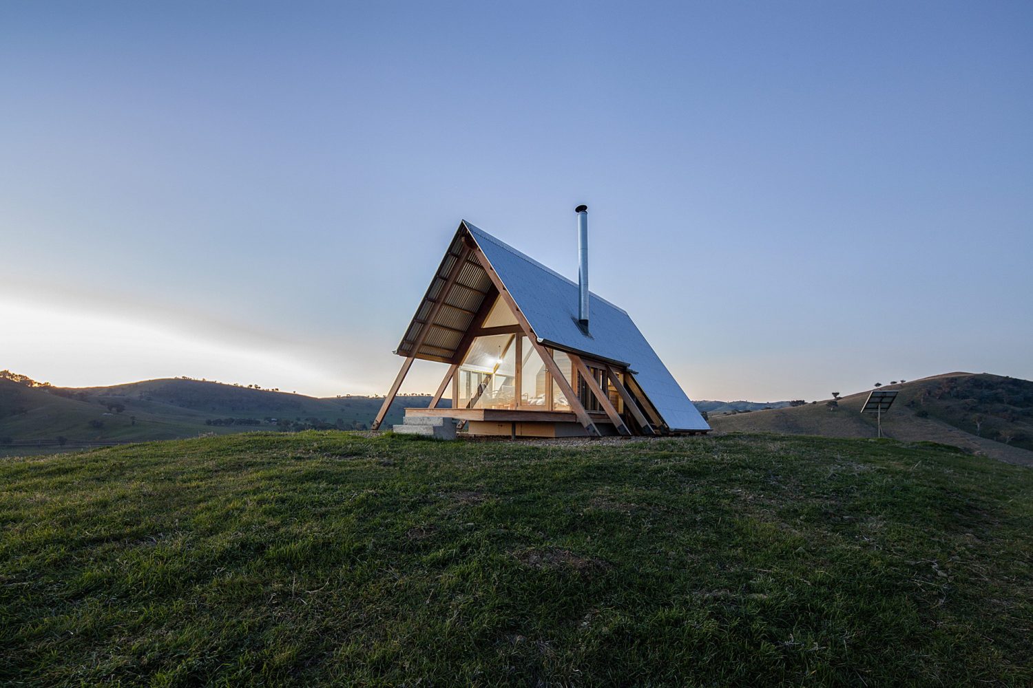 JR’s Hut at Kimo Estate – Off-Grid A-Frame Cabin