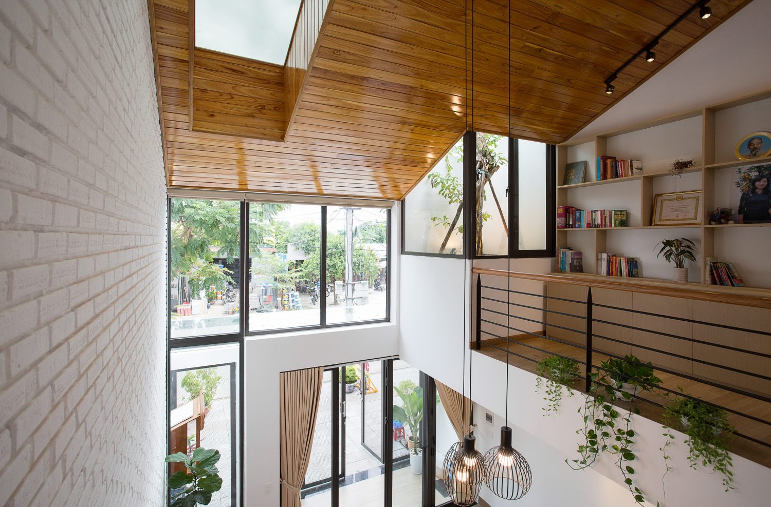 Minimalist House by 85 Design