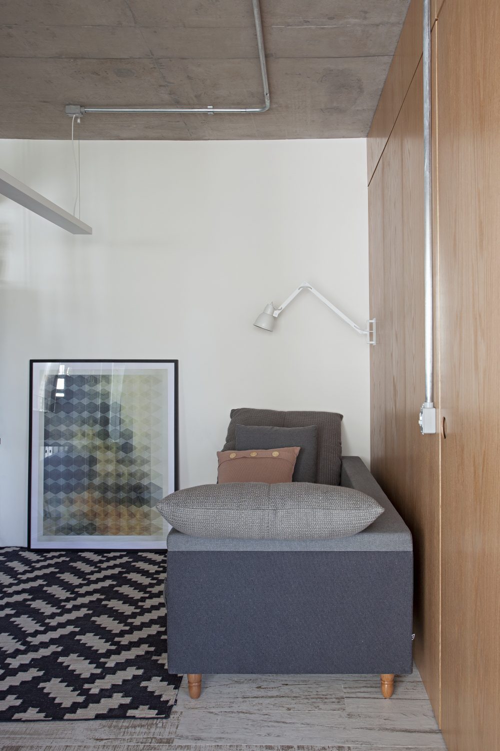 Apartment with Partitions by Casa100 Arquitetura