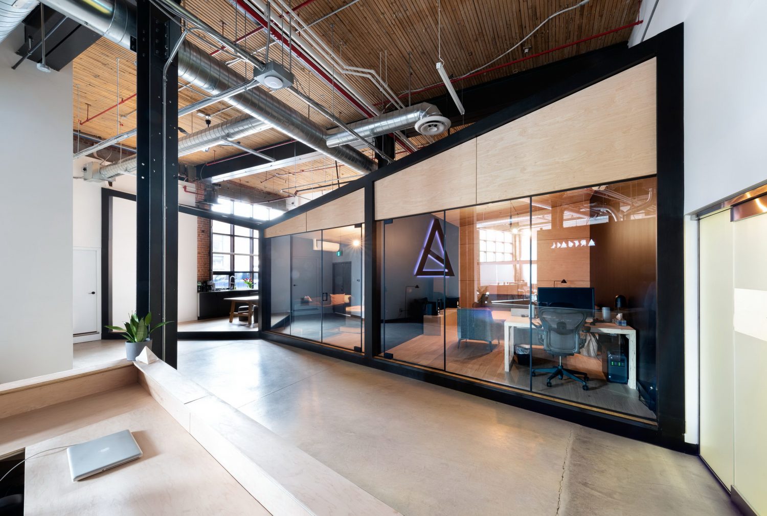 ARTJAIL Offices by StudioAC