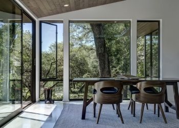 Creekbluff Studio by Matt Fajkus Architecture