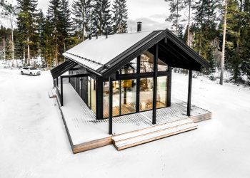 Modern Log Villa in Central Finland by Pluspuu Oy