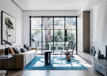 Queens Park House by Alexander &CO.