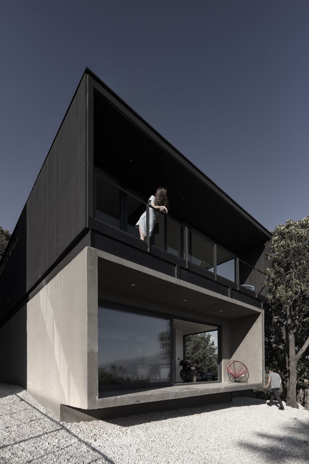 B&L Houses by Cristián Romero Valente