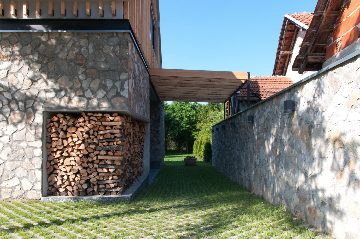 House in Smilovci by Modelart Arhitekti