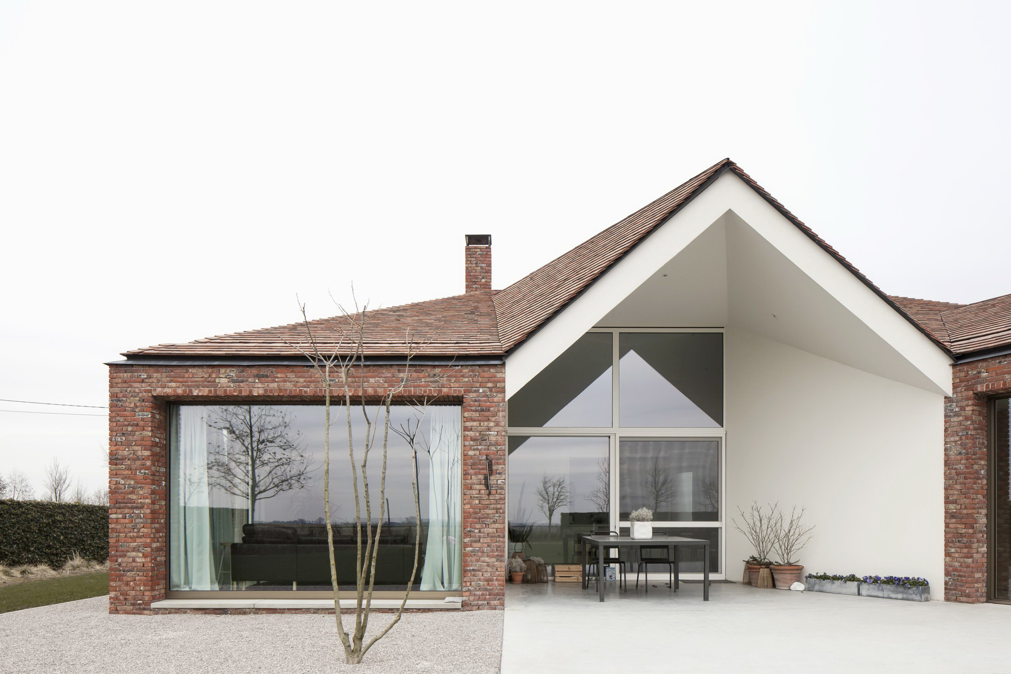 House TlL by WE-S architecten