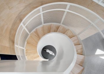 Est-Nord-Est Artists’ Residence by Bourgeois / Lechasseur architectes