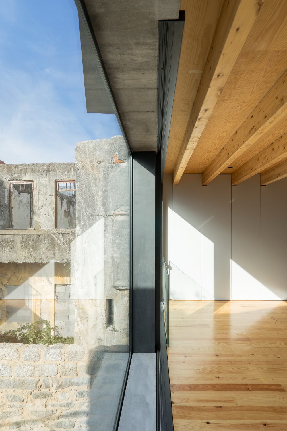 House S by ATKA arquitectos