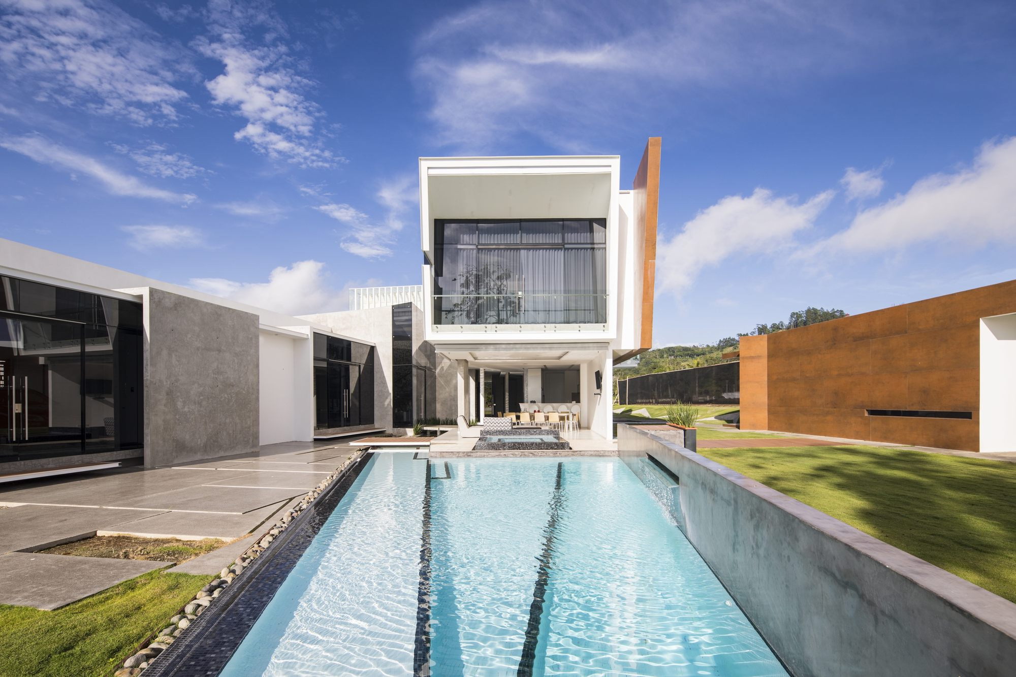 PMX-01 House by QBO3 Arquitectos