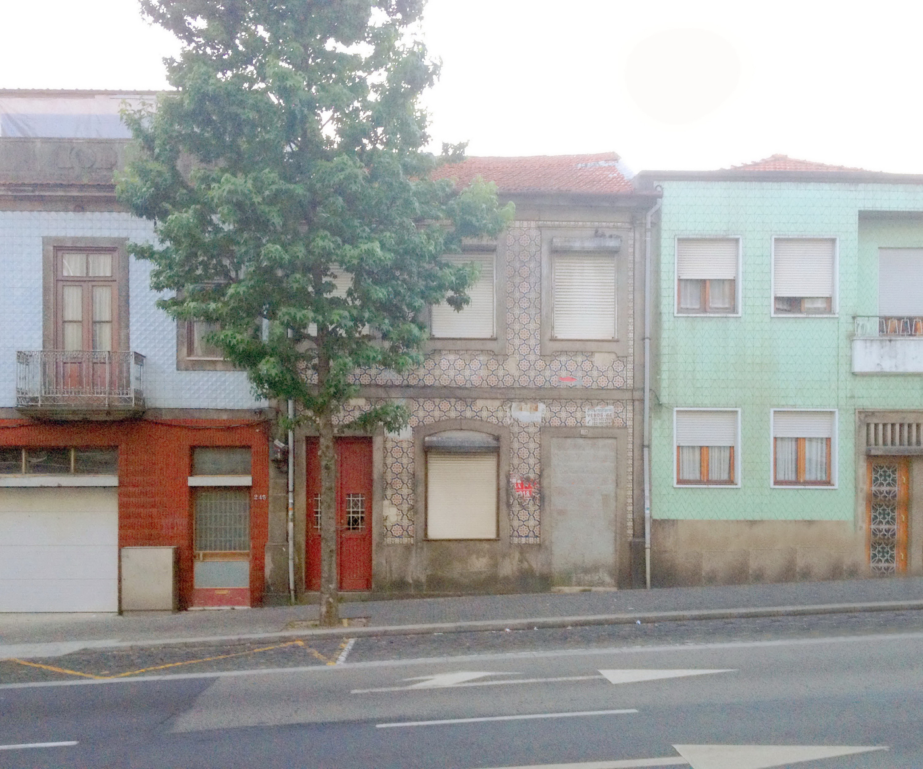 House in Rua Faria Guimarães by Fala Atelier