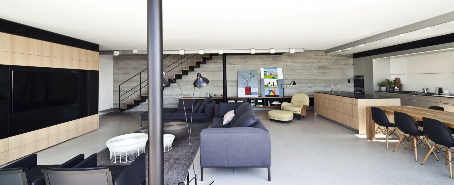 Y Duplex Penthouse by Pitsou Kedem Architects