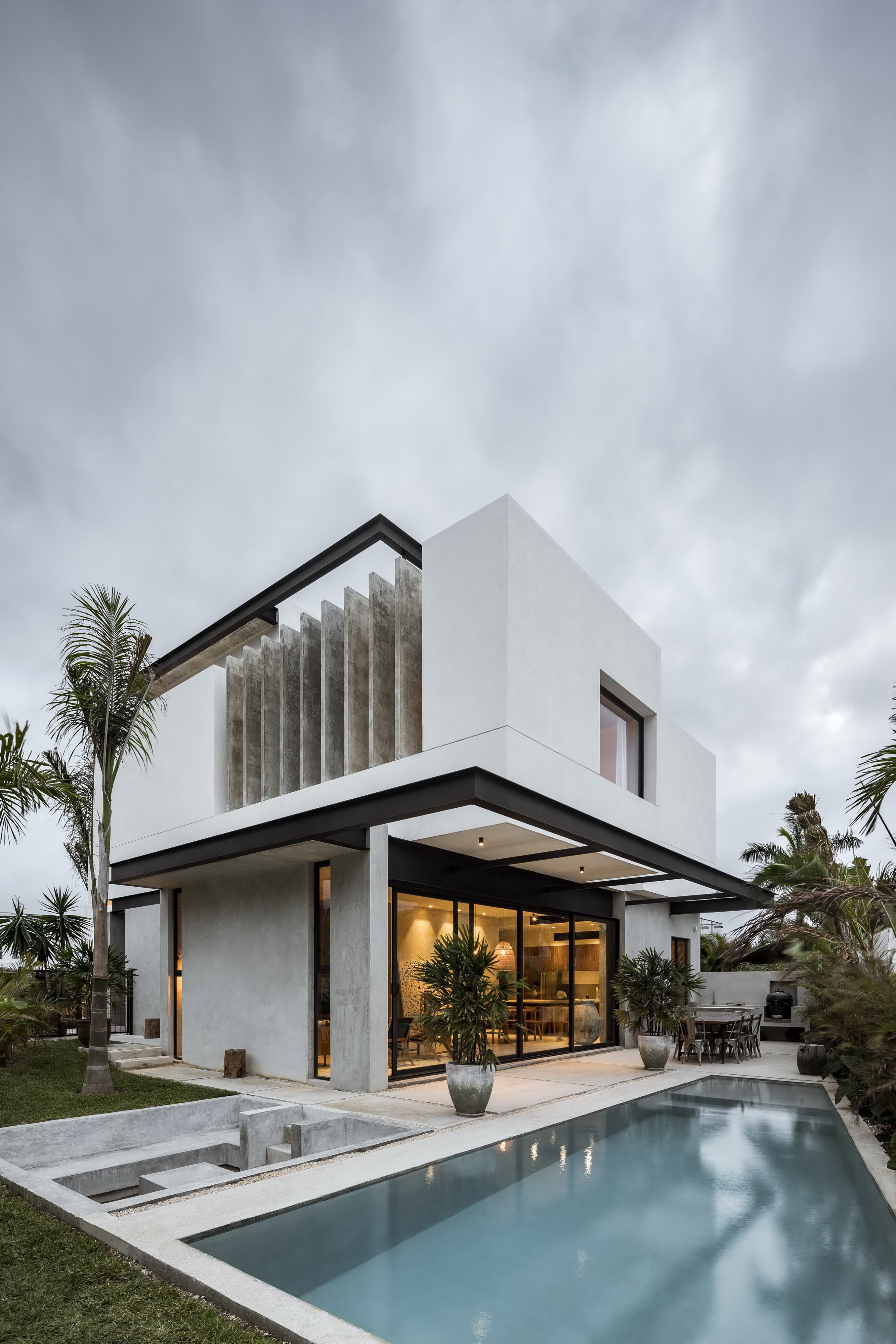 Romantic House by TAFF Arquitectos