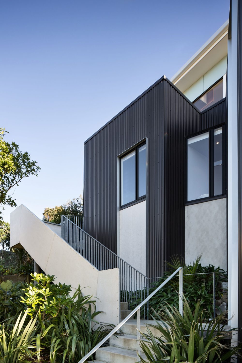 Seatoun Heights House by Parsonson Architects