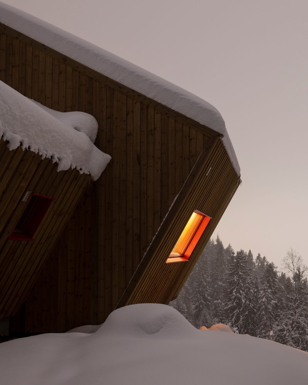Fuglemyrhytta – Panoramic Self-Service Cabin by Snøhetta