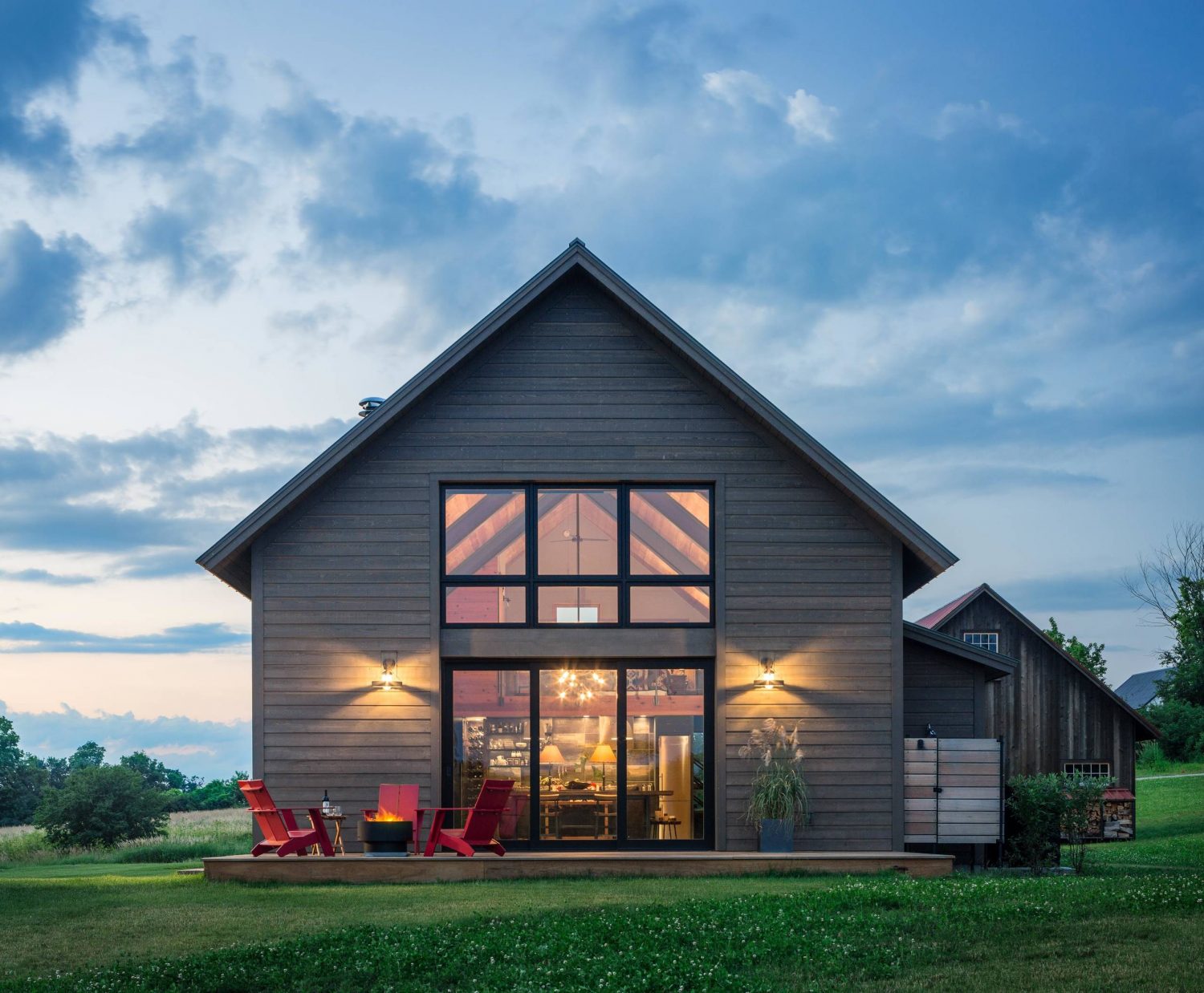 Vermont Modern Barn by Joan Heaton Architects