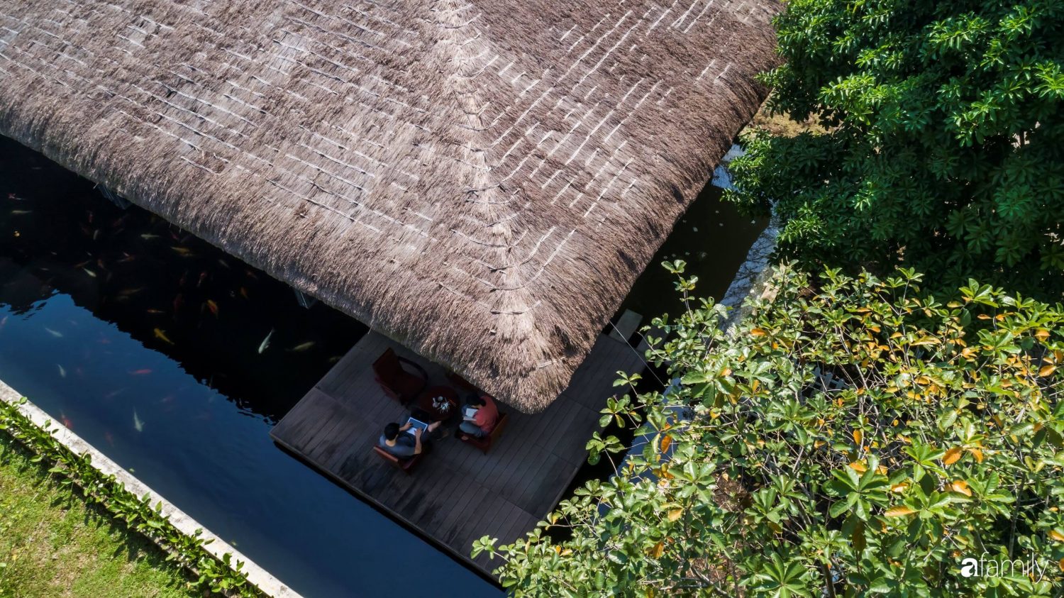 Am House | Garden House with Thatched Roof in Vietnam