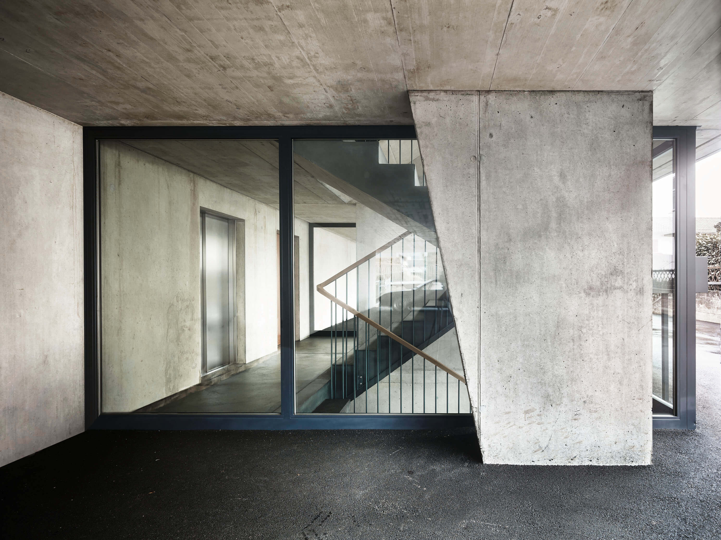 Apartment House Baselstrasse by Felippi Wyssen Architects