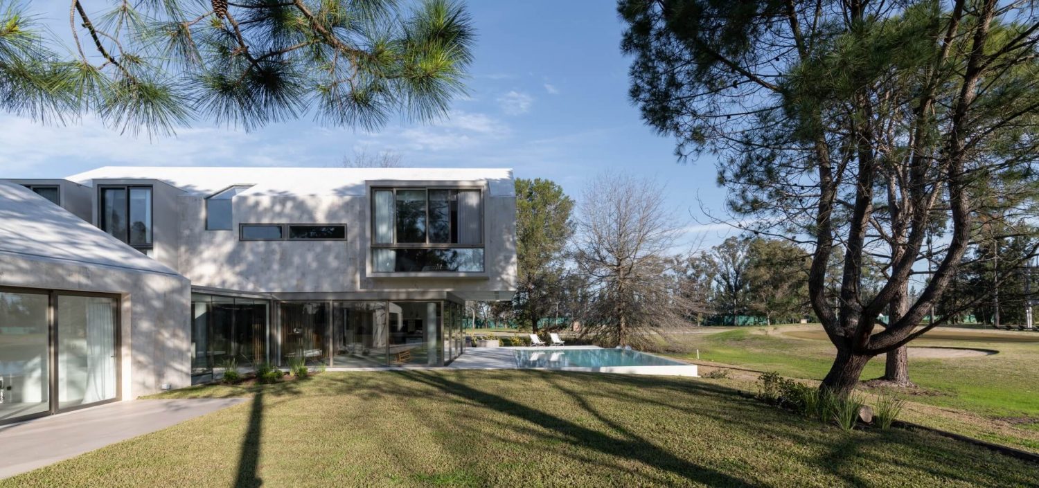 CM House by Además arquitectura