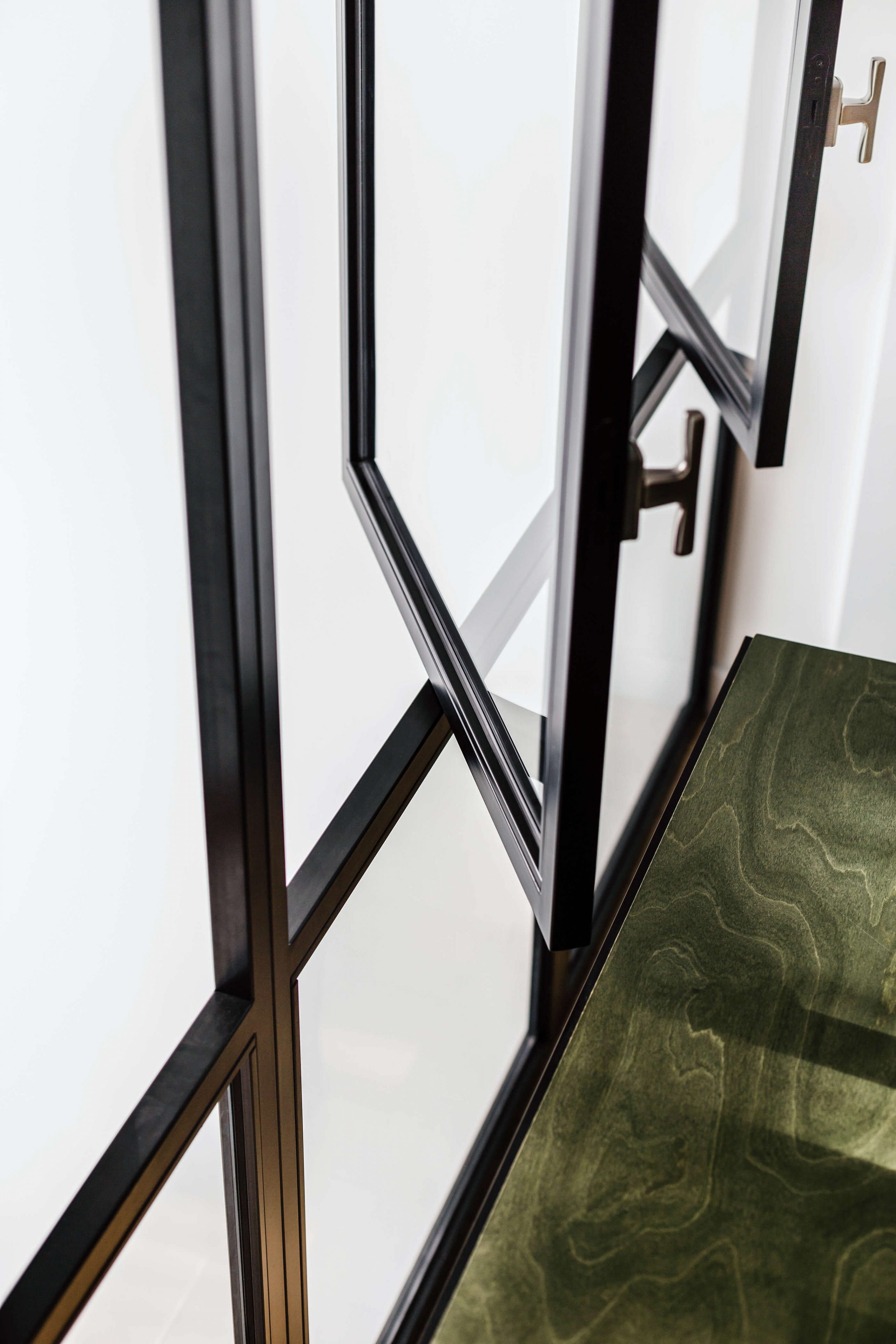 Sonyachna Brama by Lugerin Architects