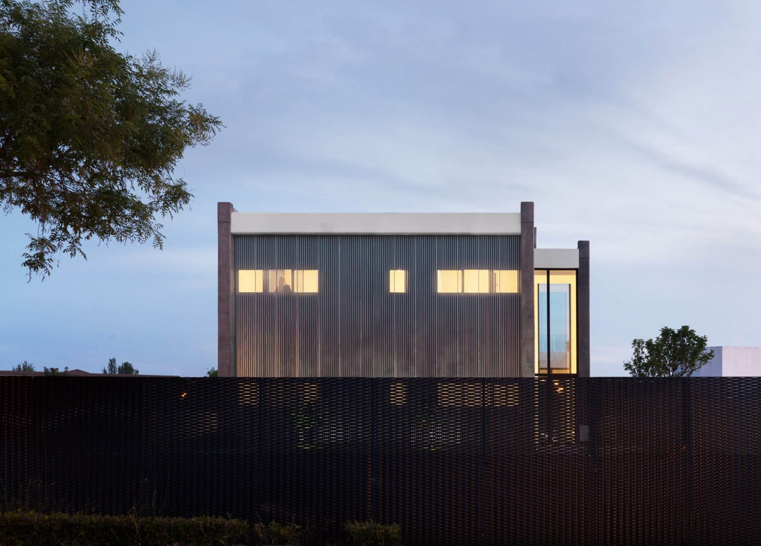 Tangent House by Ruben Muedra Estudio de Arquitectura Wowow Home Magazine