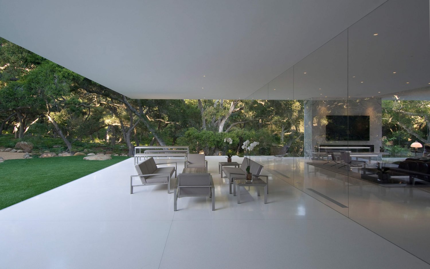The Glass Pavilion by Steve Hermann