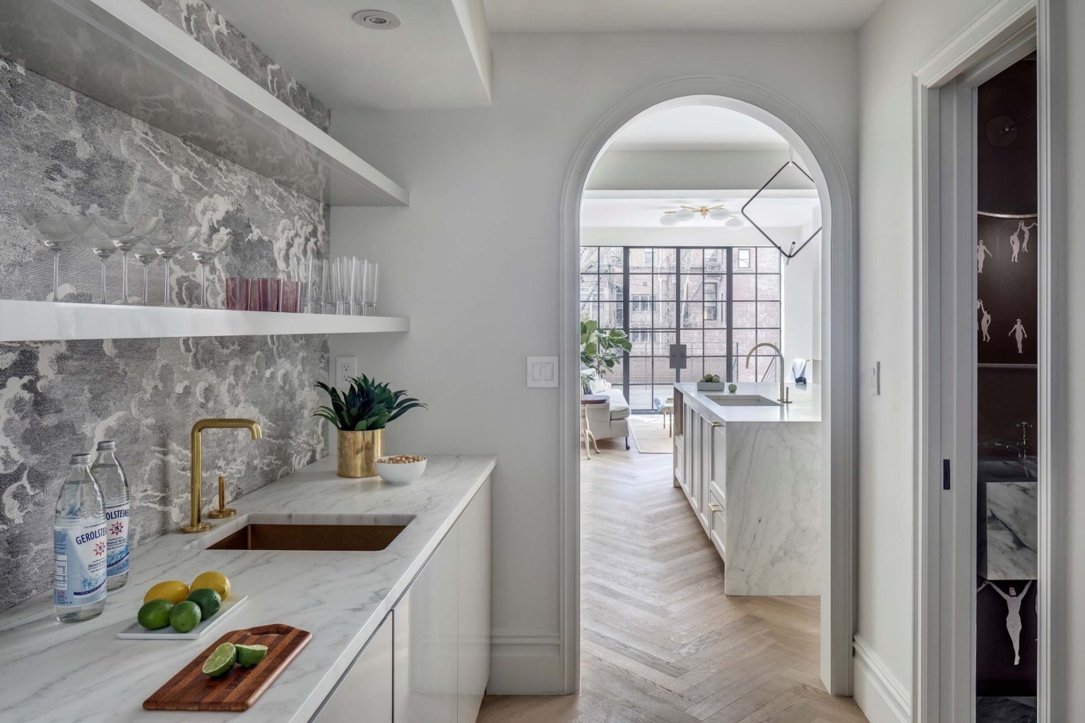 Arch House by Barker Associates Architecture Office | Wowow Home Magazine