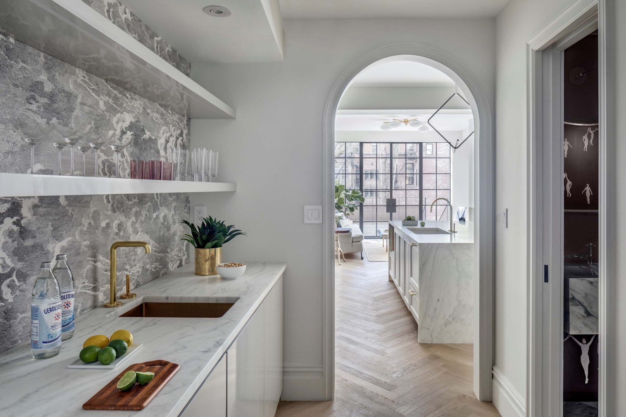 Arch House by Barker Associates Architecture Office | Wowow Home Magazine