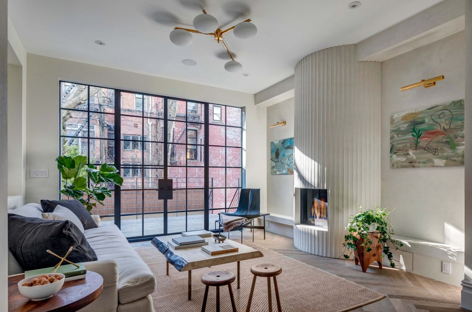 Arch House by Barker Associates Architecture Office | Wowow Home Magazine