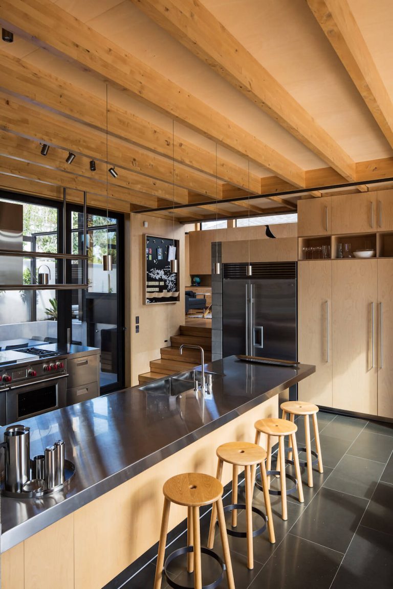 Boatsheds by Strachan Group Architects and Rachael Rush | Wowow Home ...